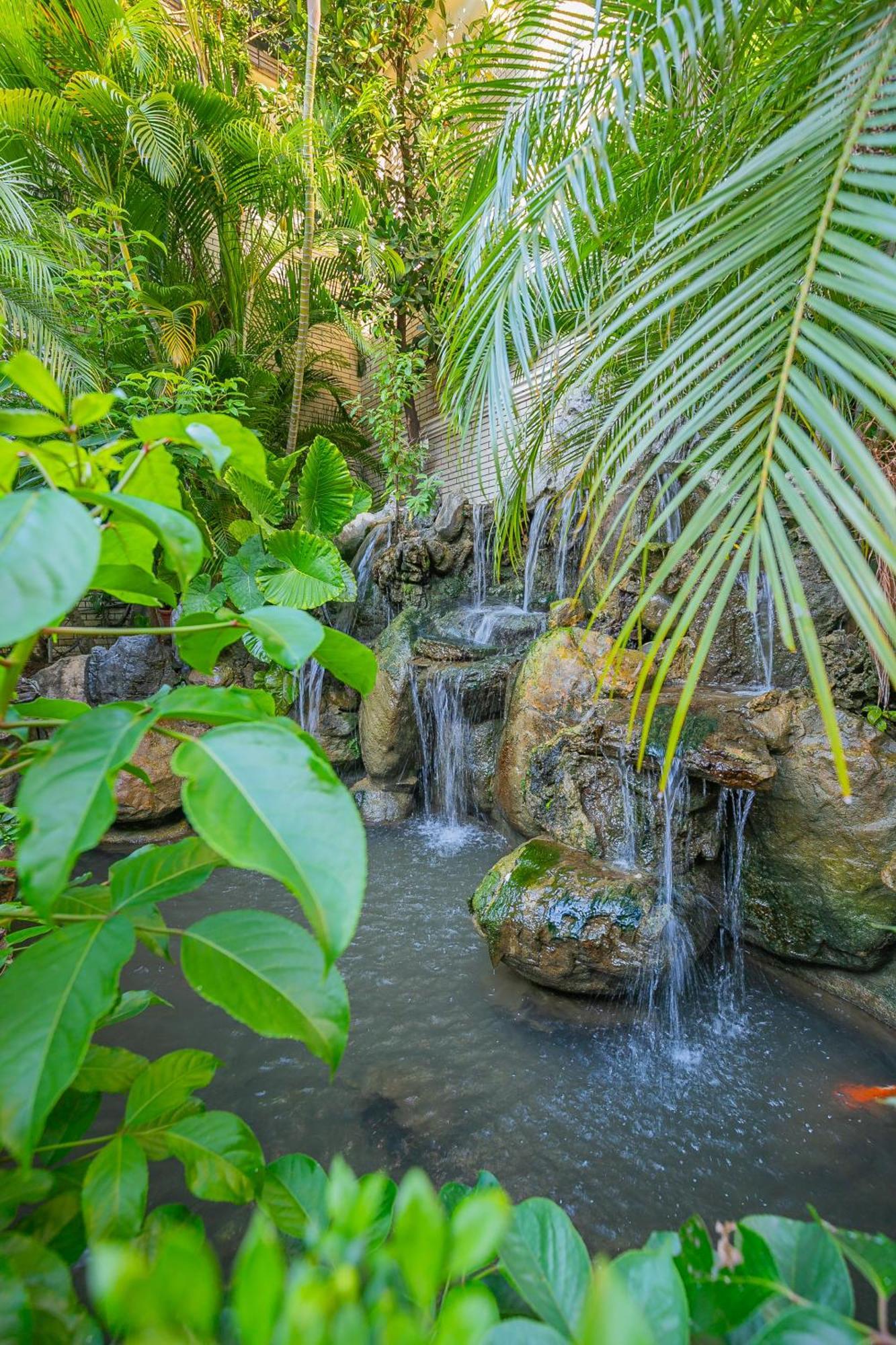 King Motel王者 桃園市旅館177號 Экстерьер фото
