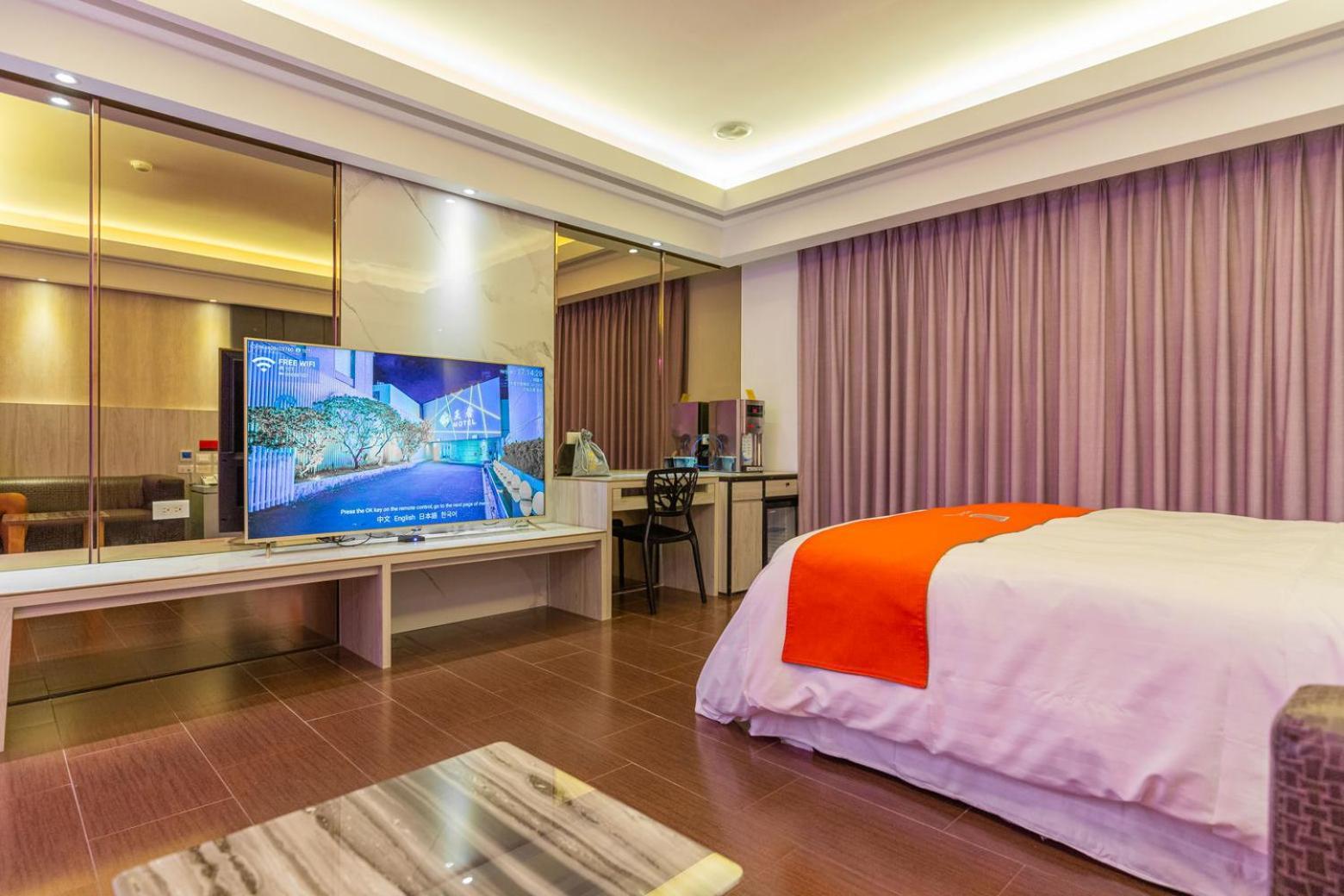 King Motel王者 桃園市旅館177號 Экстерьер фото