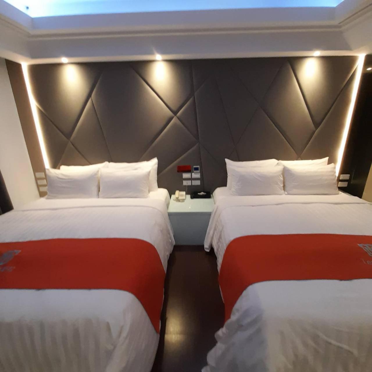 King Motel王者 桃園市旅館177號 Экстерьер фото